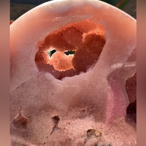Pink Amethyst Sugar Druzy Heart with a Portal - Picture 7 of 11